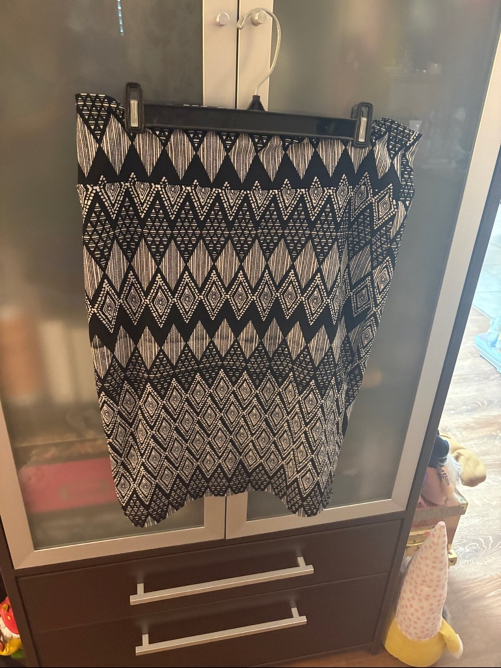 LuLaRoe Black and White Diamond-Print Pencil Skirt
